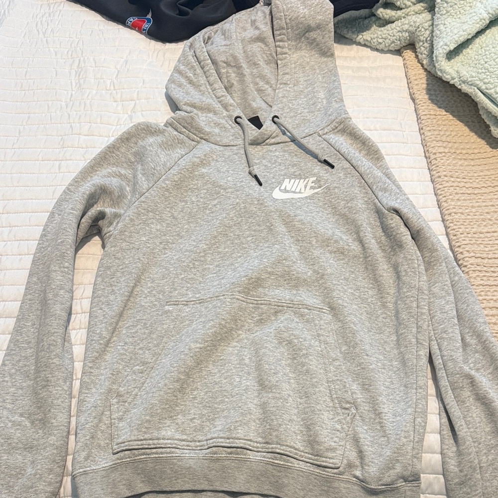 Nike Women's Heather Gray Hoodie